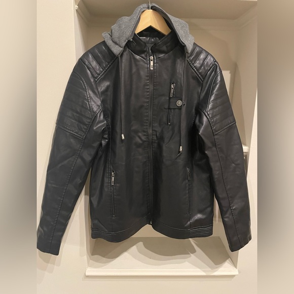 Winter Men’s Warm Hooded Leather Coat